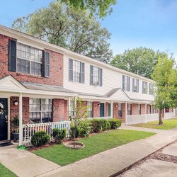 outside view of building at Chester Place Townhomes located in North Charleston, SC