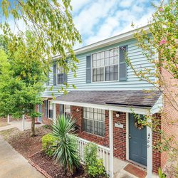 outside view of building at Chester Place Townhomes located in North Charleston, SC